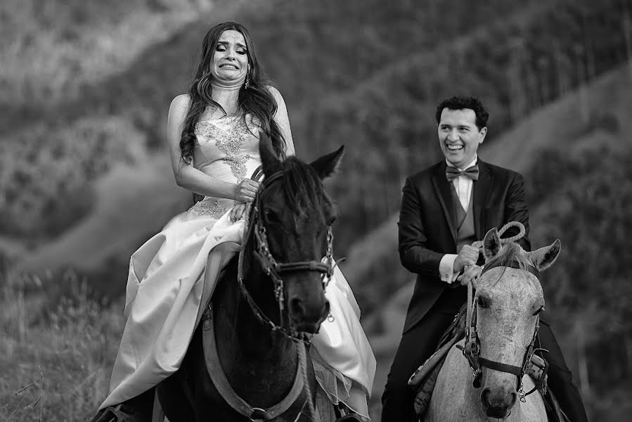 Jurufoto perkahwinan Julián Jutinico Avila (julijutinico). Foto pada 13 Mei 2020