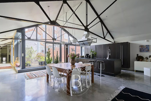House 4