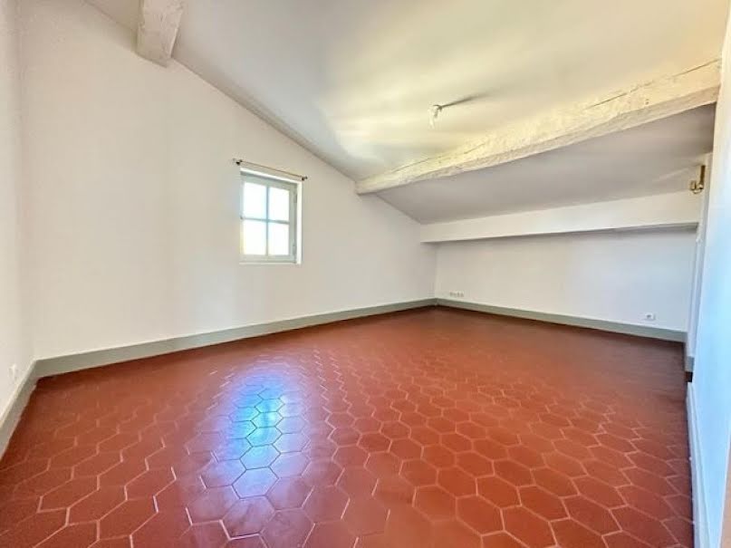 Vente appartement 4 pièces 103 m² à Carpentras (84200), 145 000 €