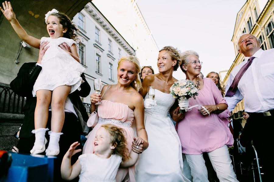 Fotografo di matrimoni Liza Karazhova (lizaka). Foto del 8 novembre 2016