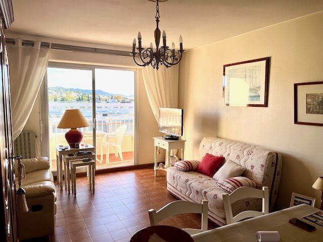 Vente appartement 2 pièces 47 m² à Sanary-sur-Mer (83110), 281 000 €