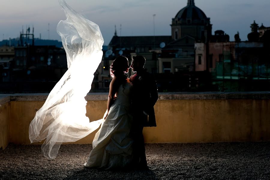 Wedding photographer Paolo Giovannini (annabellafoto). Photo of 5 April 2018