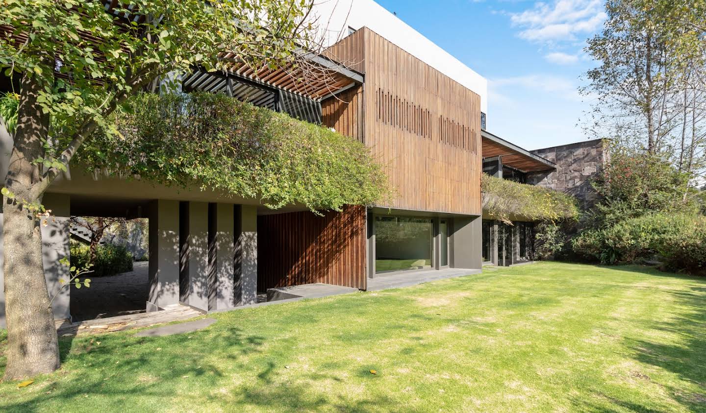 House with garden and terrace Mexico City