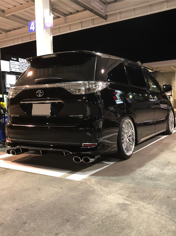 エスティマのkazさんが投稿したカスタム事例の投稿画像1枚目