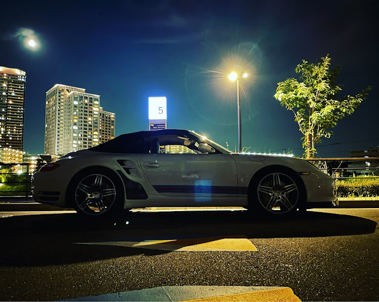 911 クーペの997ターボ・911カブリオレ・997ターボカブリオレ・オープンカーのある生活に関するカスタム事例の投稿画像1枚目