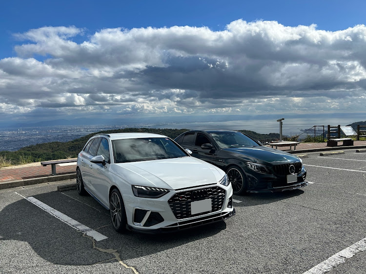S4 アバントの東六甲展望台・六甲山ジンギスカンパレス・神戸ポートタワー・寿司・造り・酒に関するカスタム事例の投稿画像2枚目