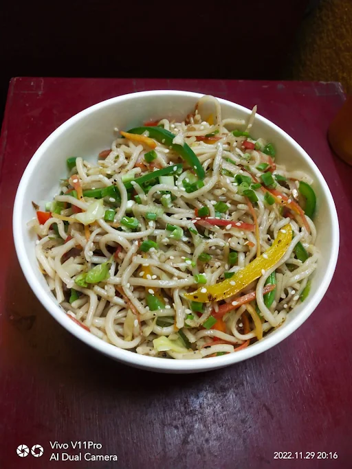 Veg Ginger Bell Pepper Noodles