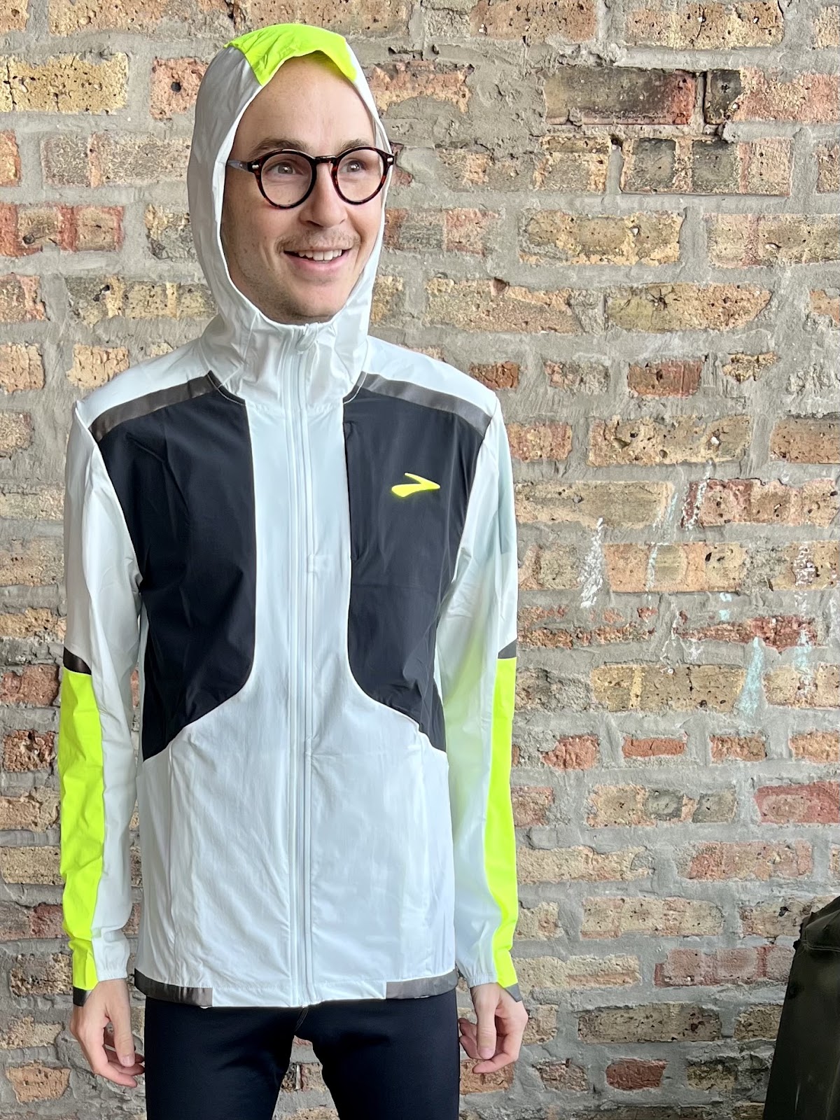 Road Trail Run: Brooks Running Men's Run Visible Fall 2021 Carbonite  Collection Review: Long Sleeve, 5 Shorts, Tights, Jacket, and Singlet