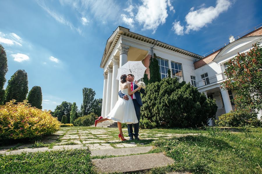 Wedding photographer Roman Sinyakov (resinyakov). Photo of 2 August 2018