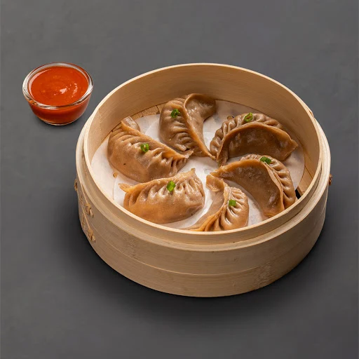 Steamed Chicken Wheat Momos With Momo Chutney