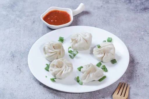 Veg Steamed Momos 6pcs [With Soup]