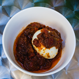 Boiled Egg in 4oz Tomato Stew