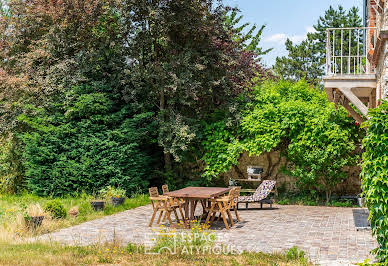 Maison avec piscine et terrasse 2