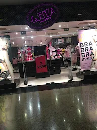 La Senza photo 2