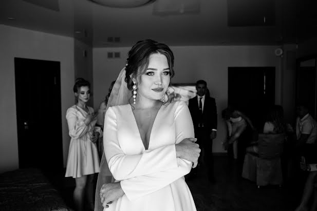 Fotógrafo de casamento Olga Cekhovaya (ponfi). Foto de 13 de abril 2022