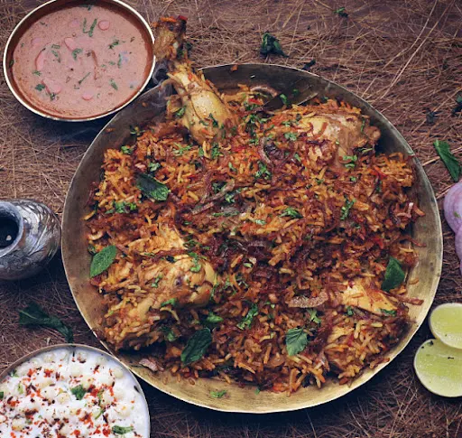 Hyderabadi Chicken Dum Biryani