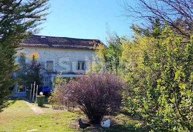 House with terrace 2