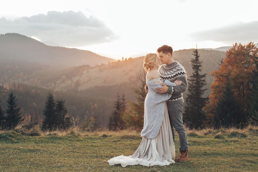 Fotógrafo de casamento Yura Kadar (kadar). Foto de 9 de dezembro 2021