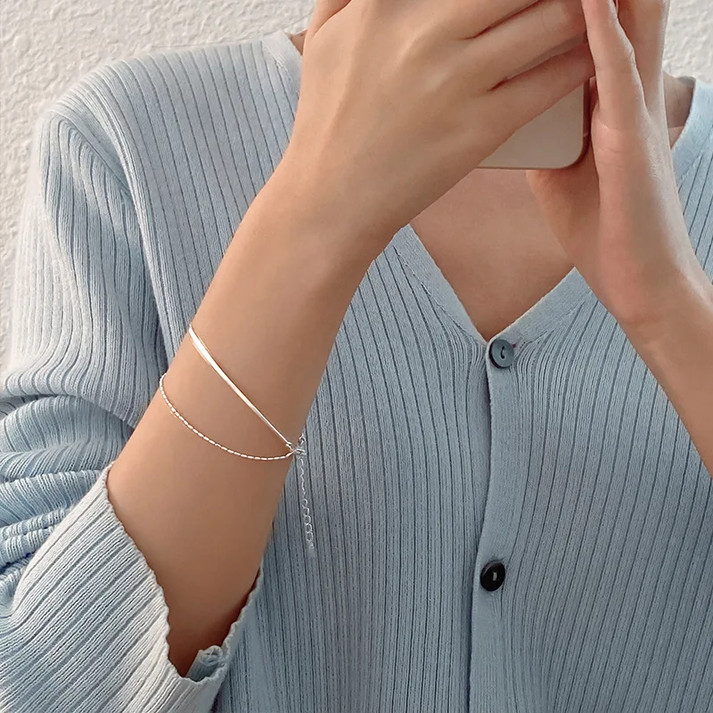 925 Silber Cold Wind Doppelschicht Schlangenknochen Kettenarmband für Damen Kühles Design, stilvoller Look, ideal für täglichen Gebrauch