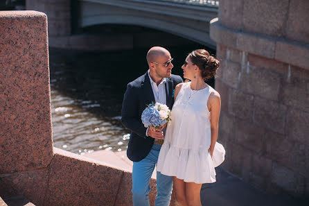 Fotógrafo de casamento Artem Bruk (bruk). Foto de 28 de setembro 2018