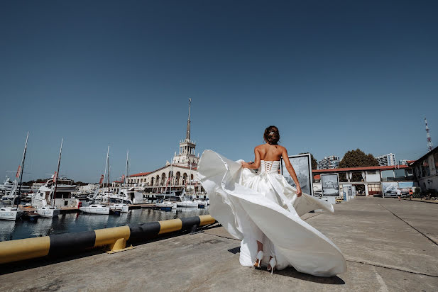 Fotógrafo de casamento Maksim Maksimov (maximovfoto). Foto de 11 de dezembro 2018