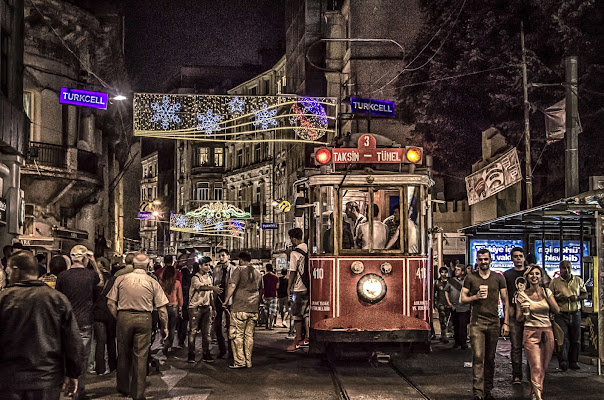 Red tram  di stefytina