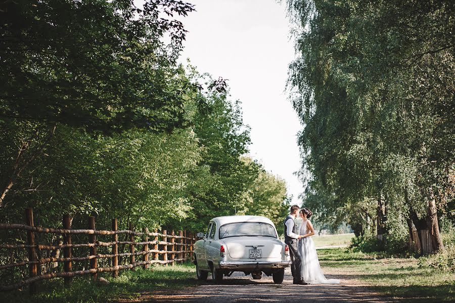 Wedding photographer Pavel Nenartovich (nenik83). Photo of 22 August 2016