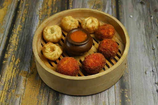 Veg Kurkure Momos (3pcs) + Veg Fried Momos (3pcs)