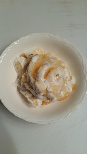 Honey Topped Vanilla Almond Frozen Yogurt 