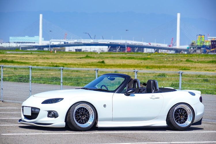 ロードスターの屋根無倶楽部労働☆'s・関西舞子に関するカスタム事例の投稿画像1枚目