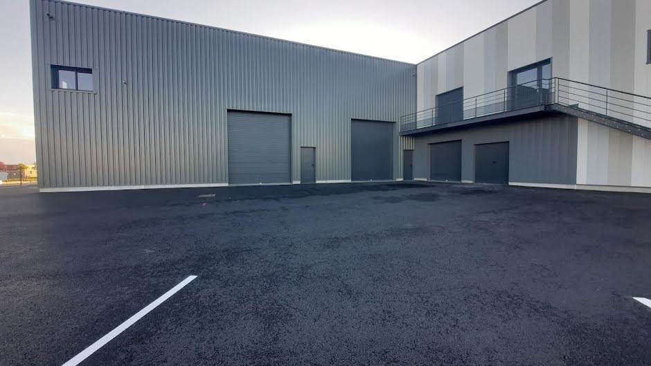 Location  parking  7 m² à Vouvray (37210), 95 €