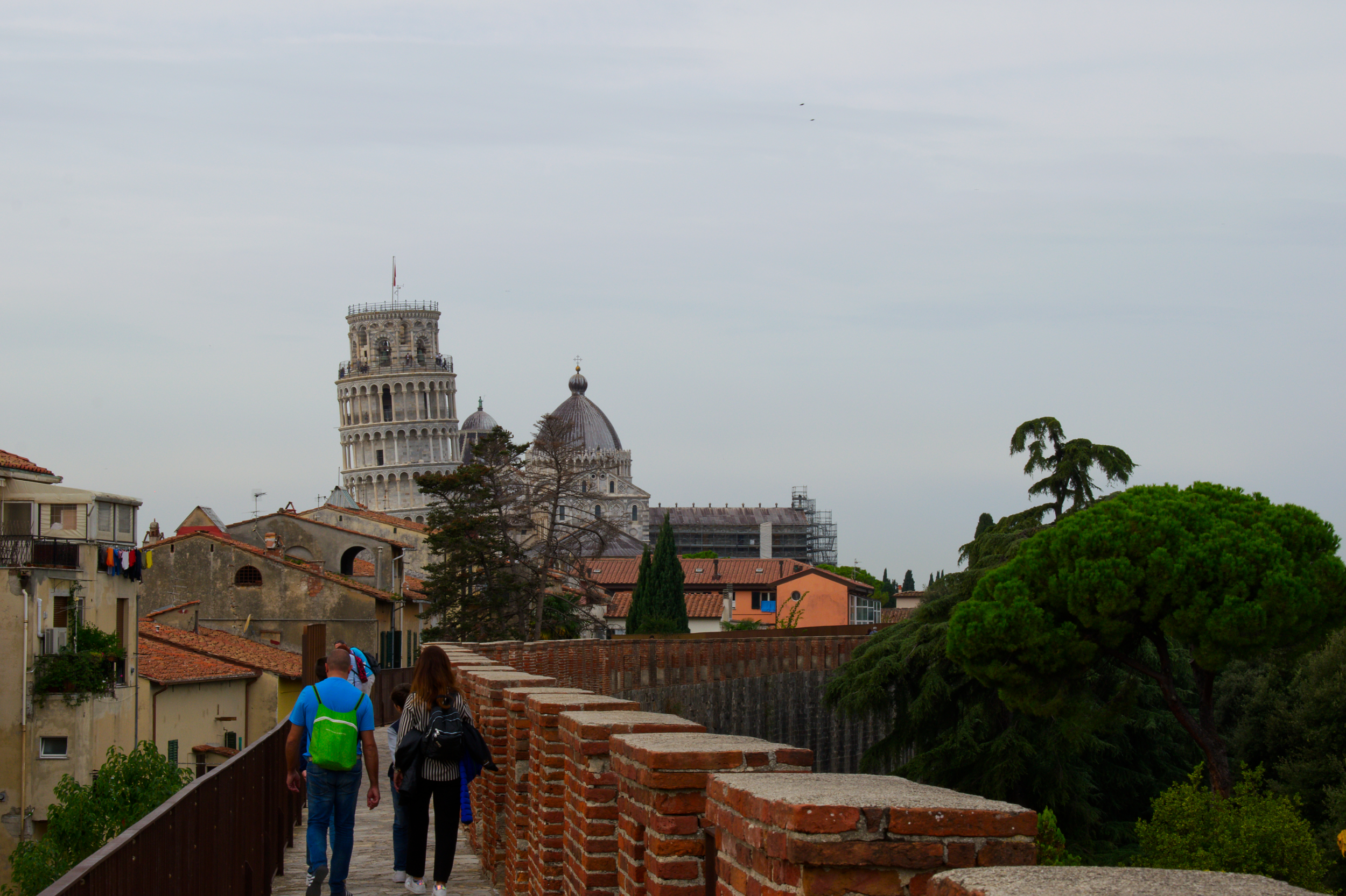 Strada per la piazza dei miracoli di Fede