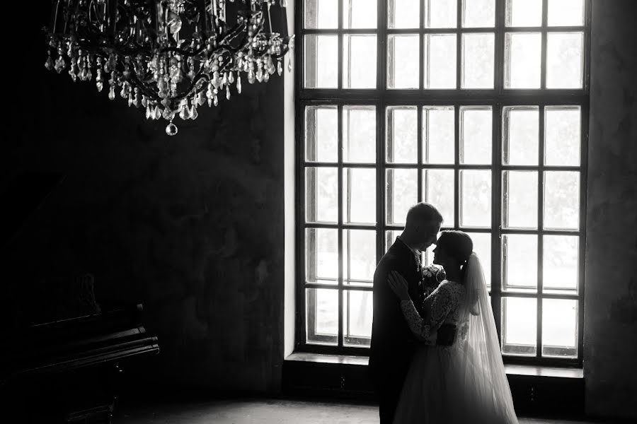 शादी का फोटोग्राफर Kseniya Kazanceva (ksuspb)। अक्तूबर 15 2019 का फोटो