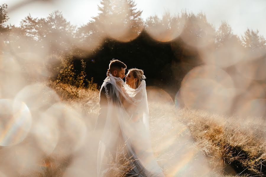 Fotógrafo de casamento Łukasz Holisz (holiszfotografia). Foto de 1 de março