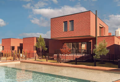 House with garden and terrace 1