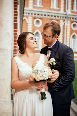 Fotógrafo de casamento Yuliya Klensheva (julsk). Foto de 23 de setembro 2020