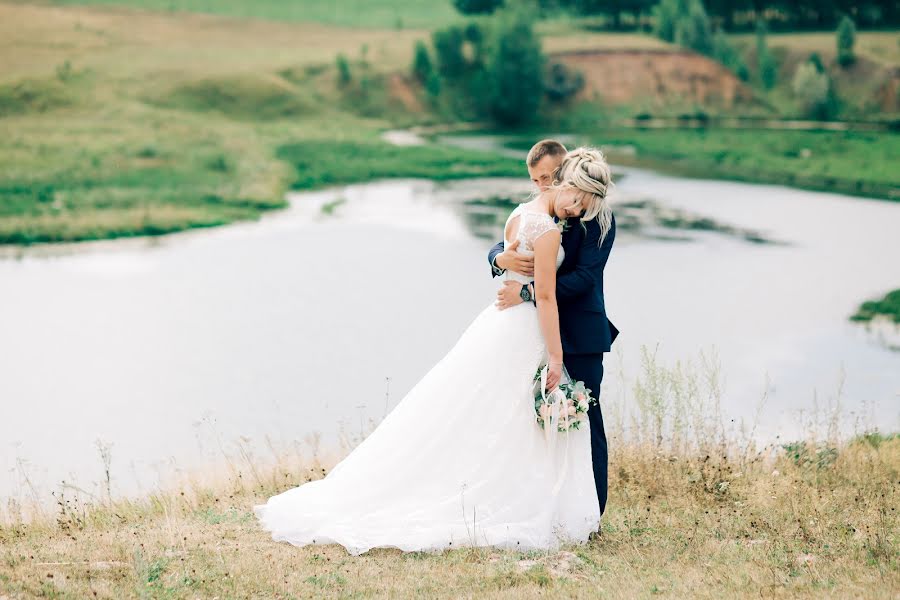 Fotografo di matrimoni Dina Romanovskaya (dina). Foto del 13 novembre 2018