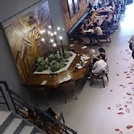 黑浮咖啡 Reve Cafe(高雄高美店)