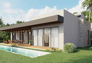 House with pool and terrace 3