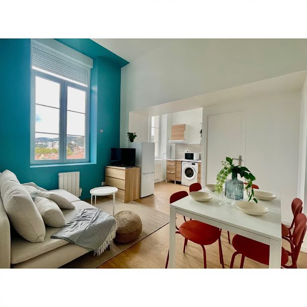 Location meublée appartement 2 pièces 31.35 m² à Saint-Etienne (42000), 490 €