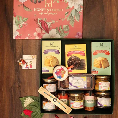 H & D Large Box Hamper