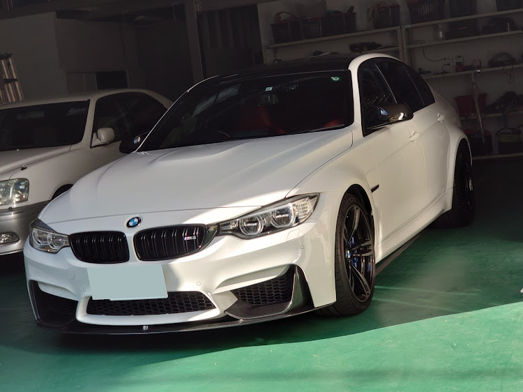 M3 セダンのBMW・m3・クラウン・クラウンアスリート・セダン好きに関するカスタム事例の投稿画像2枚目