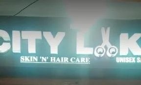 City Looks Skin & Hair Care Unisex Salon