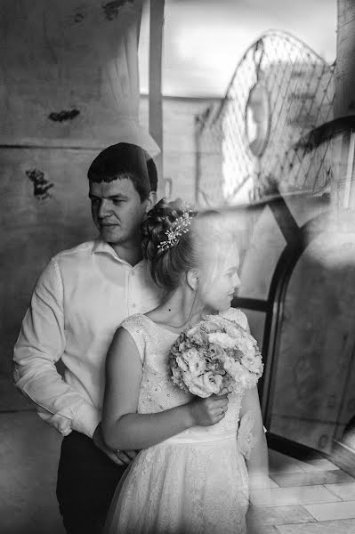 婚禮攝影師Darya Polieva（polieva）。2020 4月27日的照片