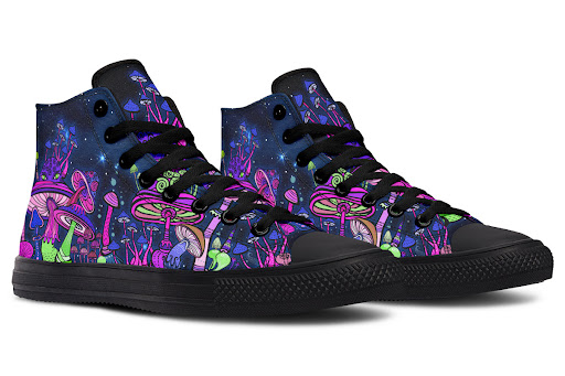 Title 3, Printed Couple High-top Canvas Shoes. Stylish a...
