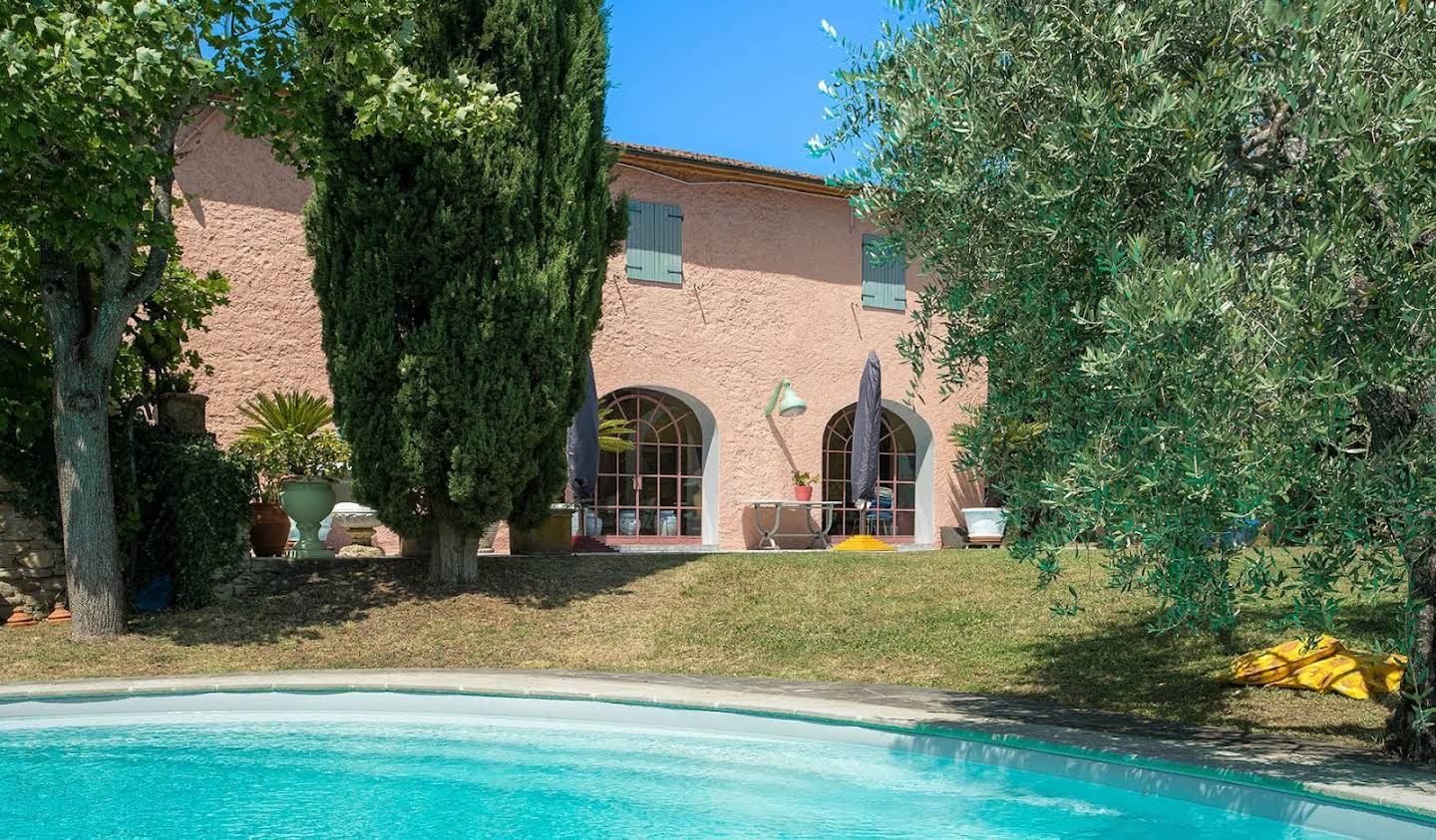 Farm house with garden and pool Vicchio