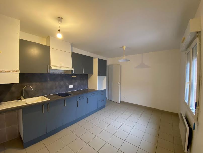 Location  appartement 2 pièces 31 m² à Corbarieu (82370), 550 €