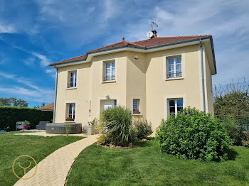 maison à Mesnil-Saint-Loup (10)