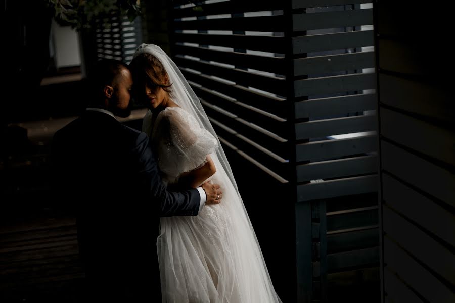 Fotógrafo de casamento Viktor Lyubineckiy (viktorlove). Foto de 24 de novembro 2022