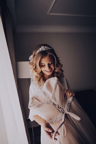 Wedding photographer Ekaterina Davydova (katya89). Photo of 27 November 2017